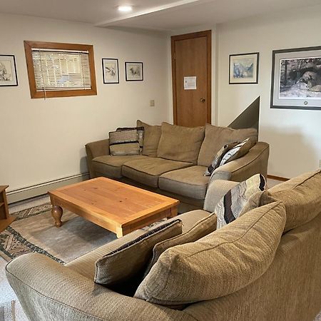ホテル Cedar House ジャスパー エクステリア 写真