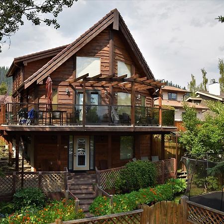 ホテル Cedar House ジャスパー エクステリア 写真